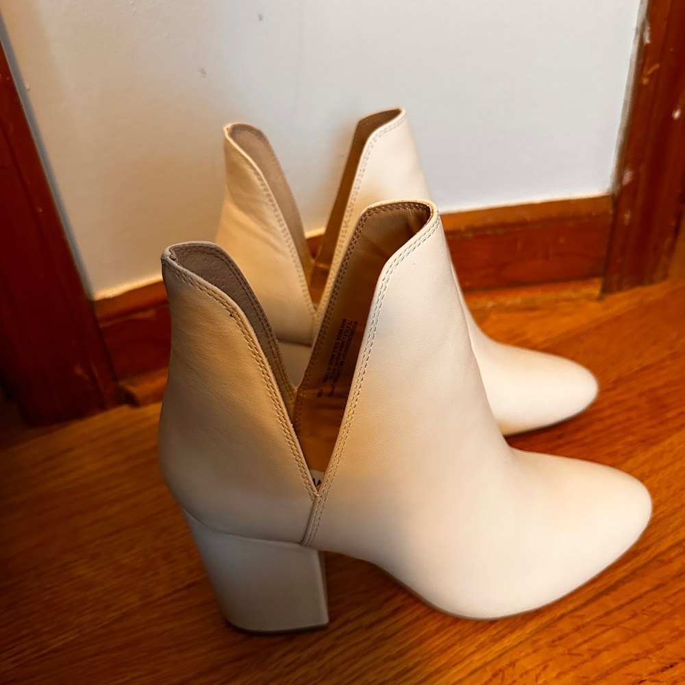 White Steve Madden boots